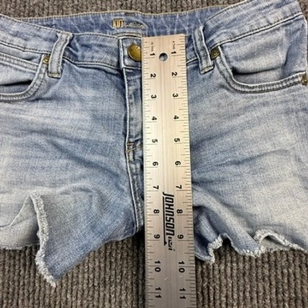 KUT from the Kloth Gidget Fray Womens Light Wash Raw Hem Denim Jean Short Size 6 - Picture 6 of 11